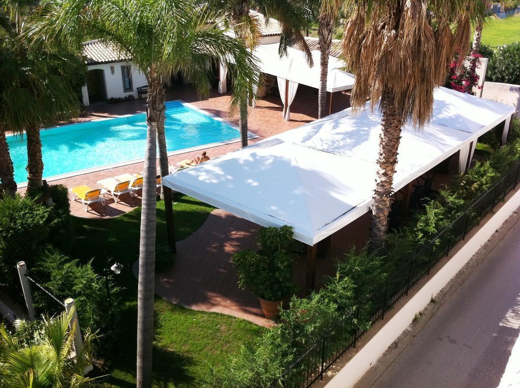 Hotel Redebora Torregrotta Exterior photo