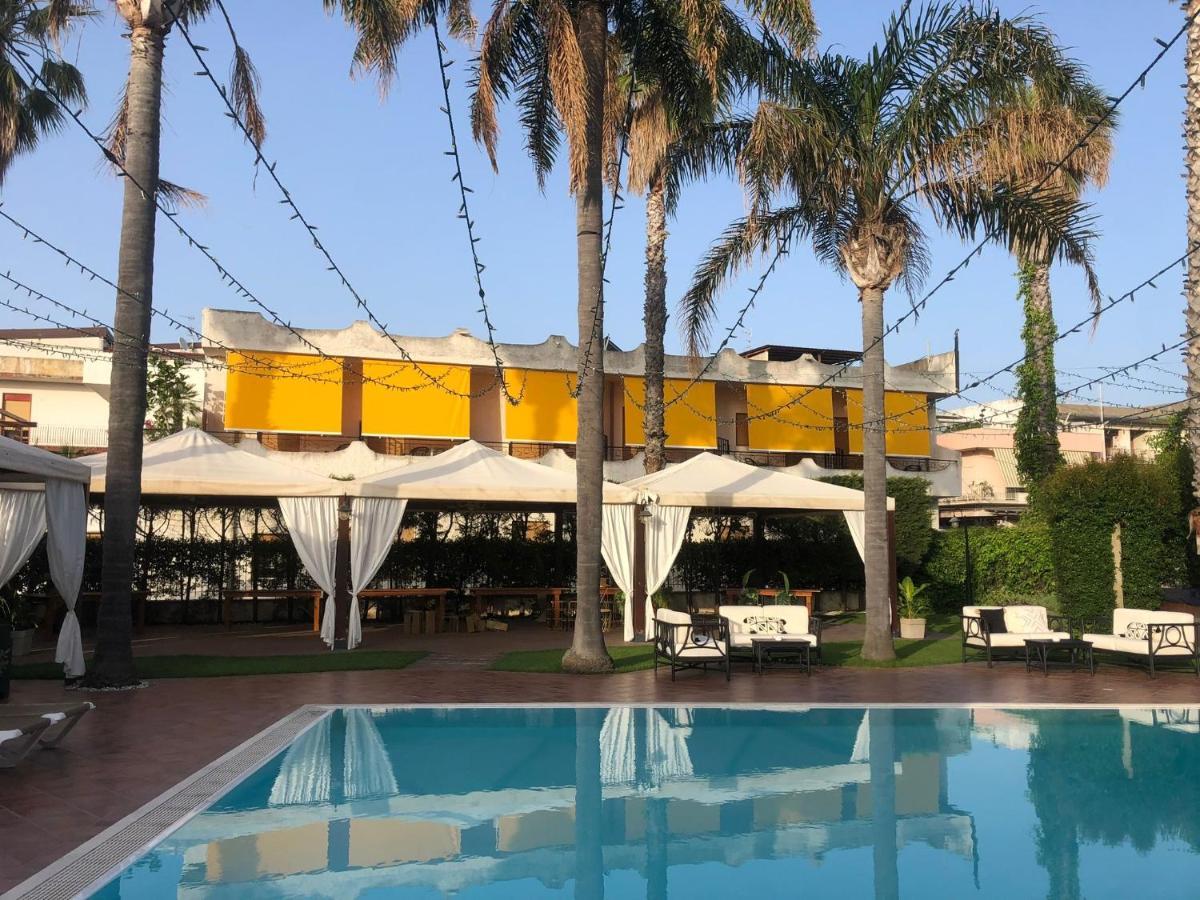 Hotel Redebora Torregrotta Exterior photo
